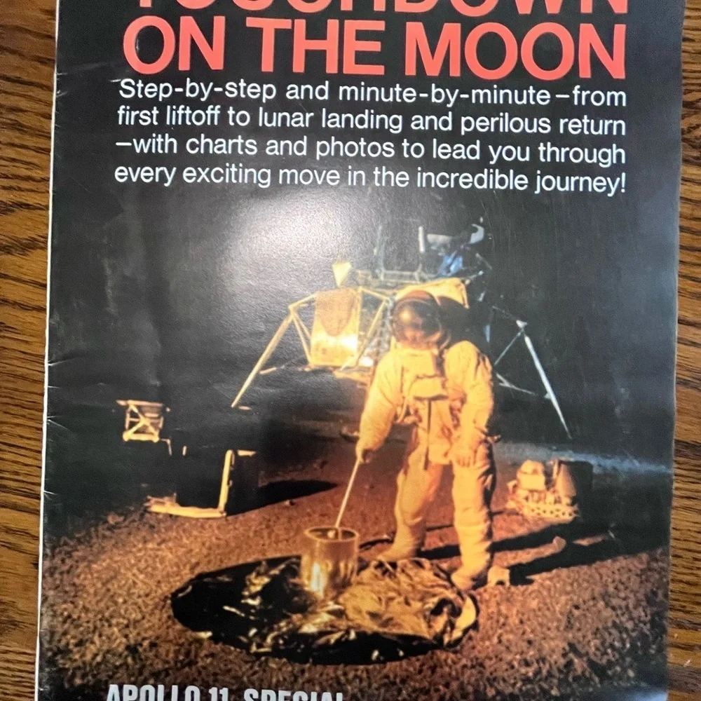 Touchdown On The Moon LIFE MAGAZINE TV GUIDE‎ Apollo 11 Special - 1969